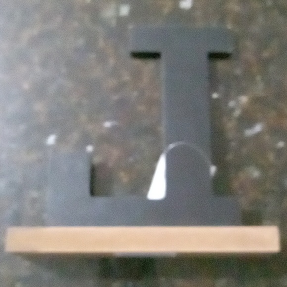 Letter L - Picture 2 of 6